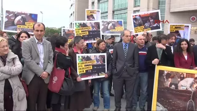 Gezi Olayları Davasında Yargılanan Doktorlara Destek Eylemi