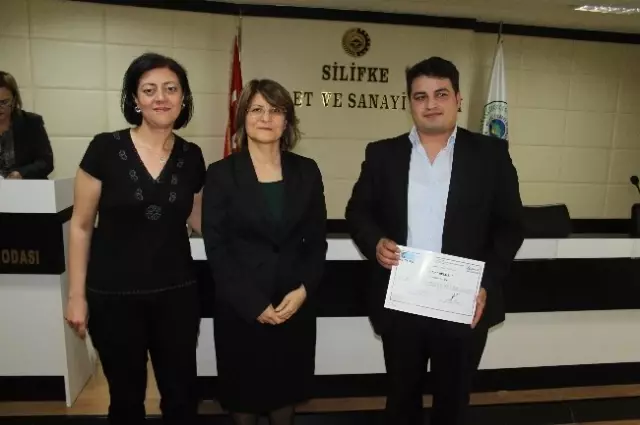 Uygulamalı Girişimcilik Eğitimi 3. Dönem Kursu Sona Erdi
