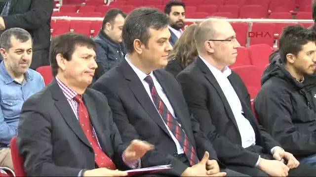 Off Basın Toplantısı Yapıldı Off Basın Toplantısı Yapıldı