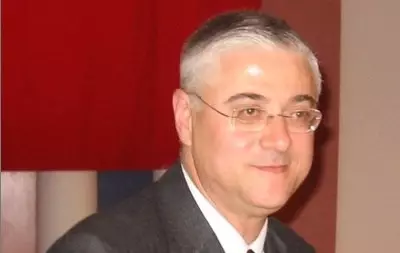 İzmirli Tabipler Kaptaner'le Devam İzmirli Tabipler Kaptaner'le Devam