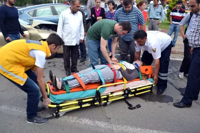 Kahramanmaraş'ta Kırmızı Işık İhlali: 3 Yaralı