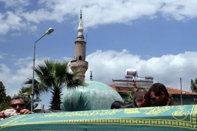 Savaştepe Şehidini Uğurladı