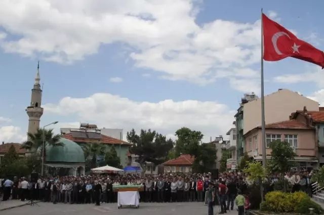Savaştepe Şehidini Uğurladı