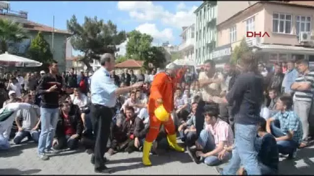 Savaştepeli Madenciler Protesto Gösterisi Yaptı