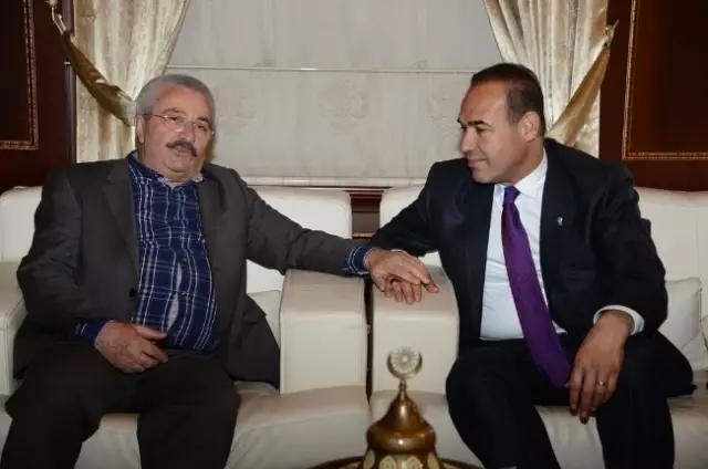 Mustafa Mit, Hüseyin Sözlü'yü Ziyaret Etti Mustafa Mit, Hüseyin Sözlü'yü Ziyaret Etti