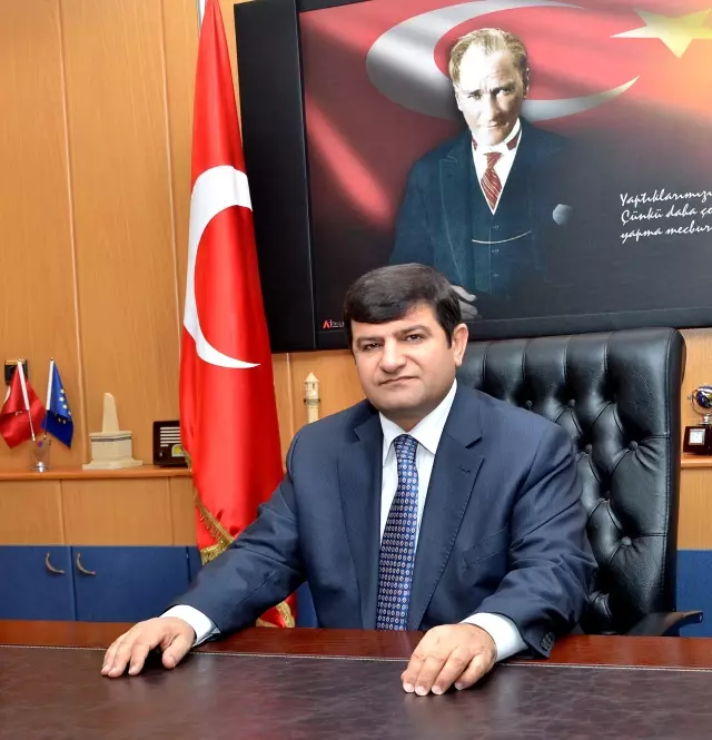 19 Mayıs Atatürk'ü Anma Gençlik ve Spor Bayramı 19 Mayıs Atatürk'ü Anma Gençlik ve Spor Bayramı
