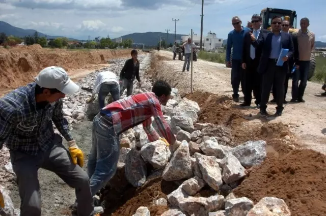 Dereler Islah Ediliyor
