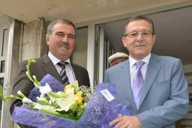 Başkan Uğur, Bigadiç'te Temaslarda Bulundu