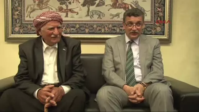 Perver'in Babası Ak Partili Büyükşehir Belediye Başkanını Ziyaret Etti Perver'in Babası Ak Partili Büyükşehir Belediye Başkanını Ziyaret Etti