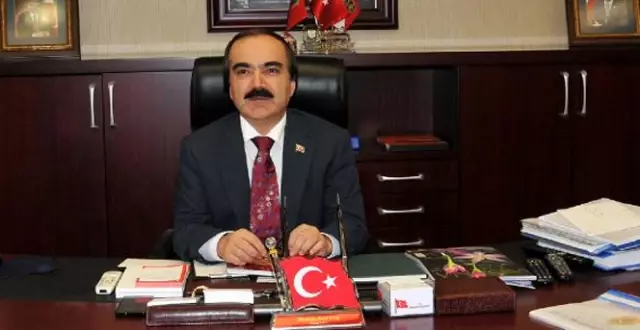 Adana Valisi Coş, Sakarya Valiliği'ne Atandı Adana Valisi Coş, Sakarya Valiliği'ne Atandı