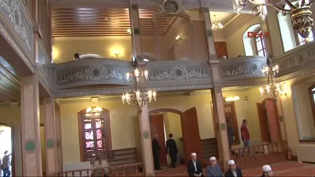 Bülent Arınç Restorasyonu Tamamlanan Caminin Açılışını Yaptı Bülent Arınç Restorasyonu Tamamlanan Caminin Açılışını Yaptı