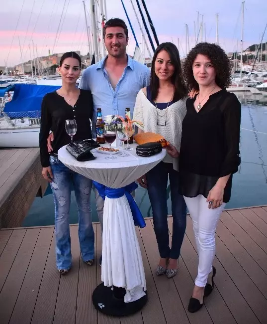 Çeşmeli Yatçılar Sezonu Açtı