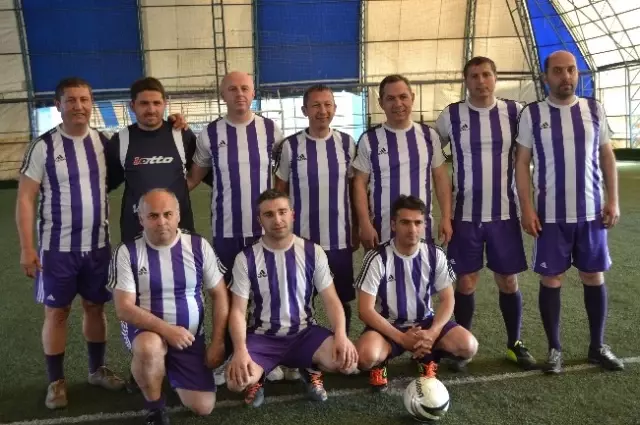 Ereğli'de Kurumlar Arası Futbol Turnuvası Düzenlendi