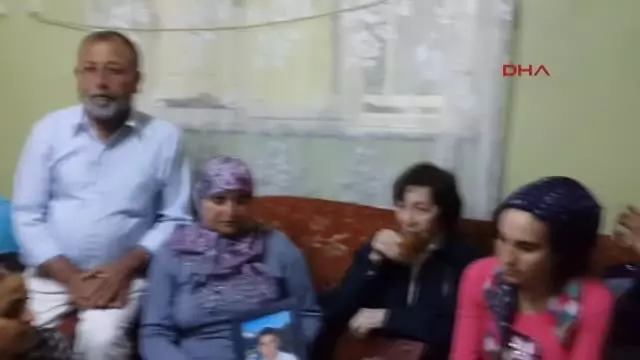 Rahşan Ecevit Kırkağaç'ta Madenci Ailesini Ziyaret Etti