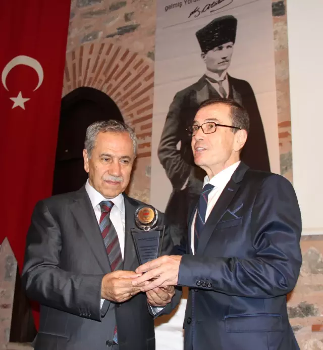 Arınç: Çözüm Süreci Bizi ya Var Eder ya Yok Eder Arınç: Çözüm Süreci Bizi ya Var Eder ya Yok Eder