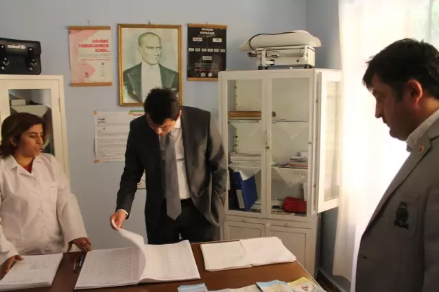 Borçka Kaymakamı Öztürk'ün İncelemeleri
