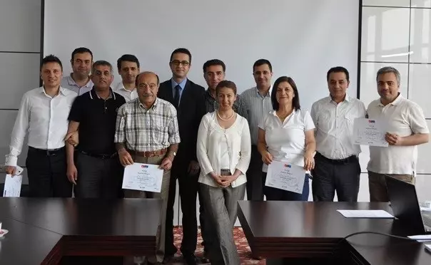 Kobi Eğitmenlerinin Eğitimi Tamamlandı Kobi Eğitmenlerinin Eğitimi Tamamlandı