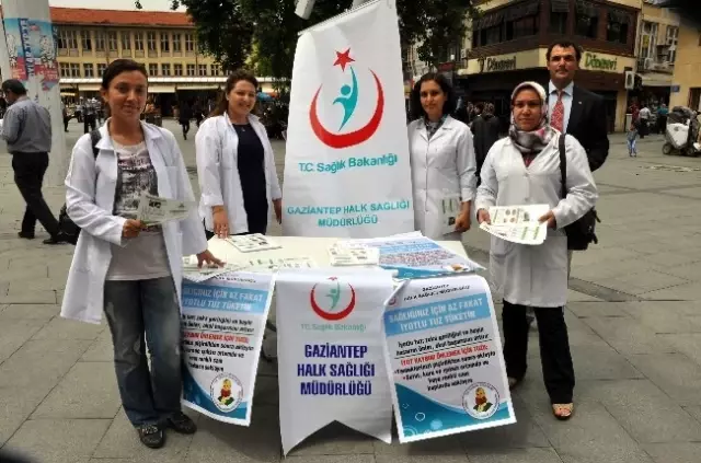 Sağlıkçılar Aşırı Tuz Tüketimine Karşı Uyardı Sağlıkçılar Aşırı Tuz Tüketimine Karşı Uyardı