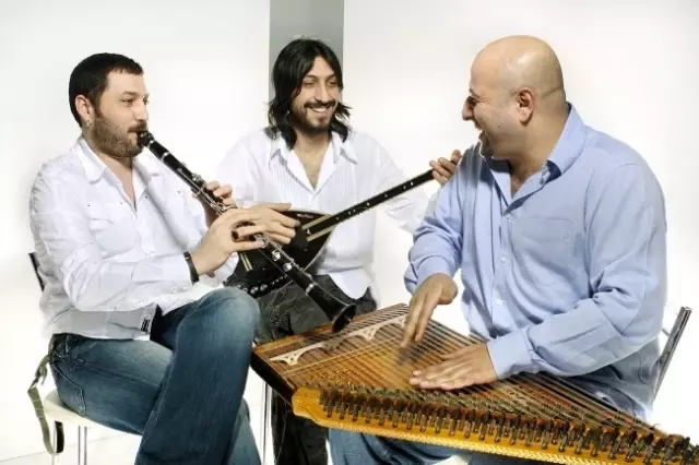 Aşık Veysel'de '10 Numara' Geceler Aşık Veysel'de '10 Numara' Geceler