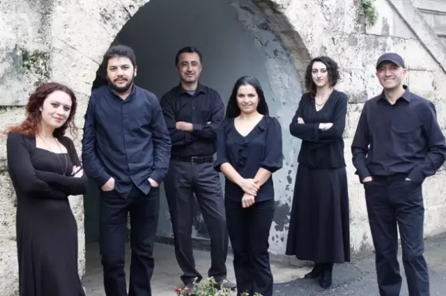 Aşık Veysel'de '10 Numara' Geceler Aşık Veysel'de '10 Numara' Geceler