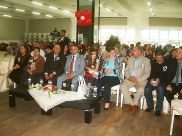 Burhaniye Celal Toraman'da Mezuniyet Coşkusu Burhaniye Celal Toraman'da Mezuniyet Coşkusu