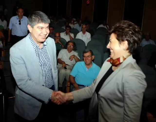 Antalya Kent Konseyi Başkanlığı'na Yeniden Semanur Kurt Seçildi