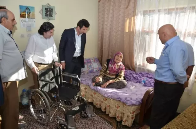 Kartepe'de Kapaklar Tekerlekli Sandalyeye Dönüştü