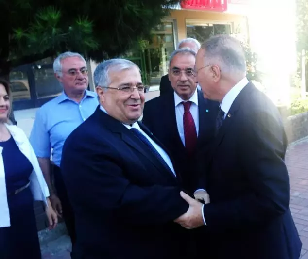 Masum Türker Cumhurbaşkanı Adayı İhsanoğlu ile Görüştü Masum Türker Cumhurbaşkanı Adayı İhsanoğlu ile Görüştü