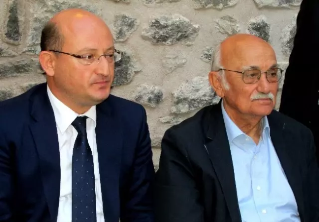 Tarihi Kentler Birliği Üyeleri Niksar'da Tarihi Kentler Birliği Üyeleri Niksar'da