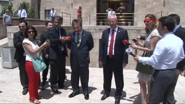 Bağımsız Adaylardan İhsanoğlu'na Destek