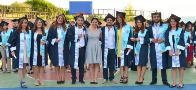 Gökçeada'da Mezuniyet Sevinci