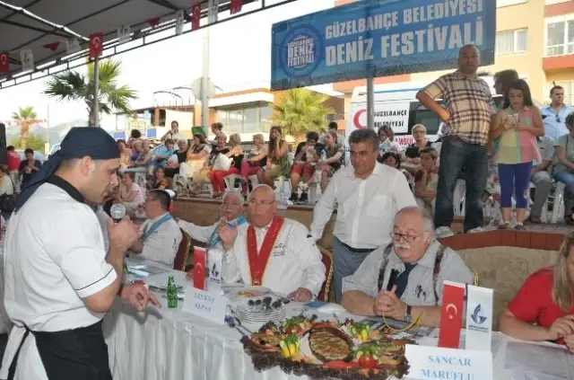 Güzelbahçe Deniz Festivali'nde Coşku Sürüyor