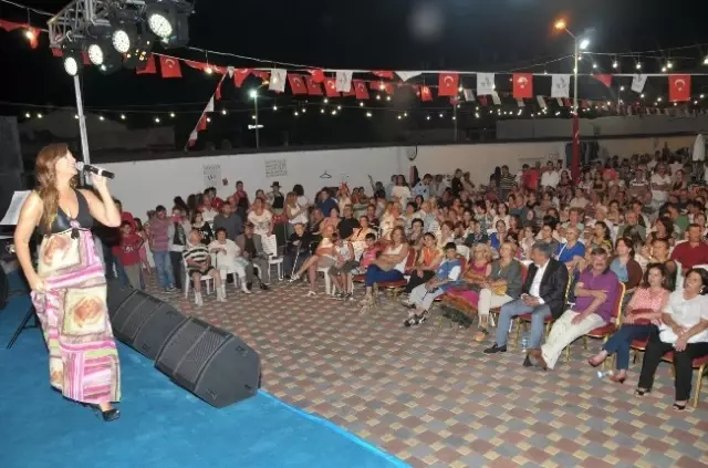 Güzelbahçe Deniz Festivali'nde Coşku Sürüyor