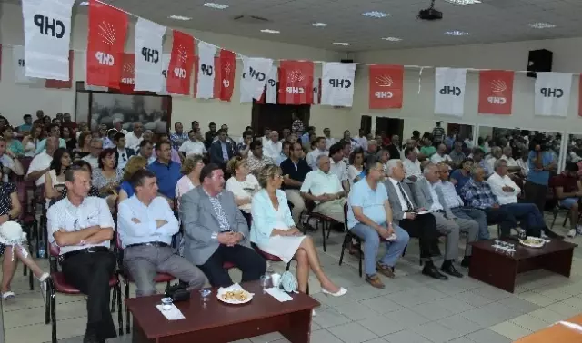 CHP İl Divan Toplantısı Yapıldı CHP İl Divan Toplantısı Yapıldı