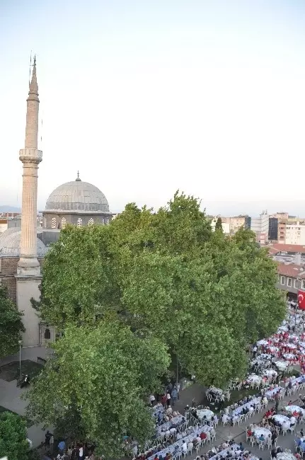 Başbakan, Balıkesir Müsiad'ın İftarına Canlı Bağlandı Başbakan, Balıkesir Müsiad'ın İftarına Canlı Bağlandı