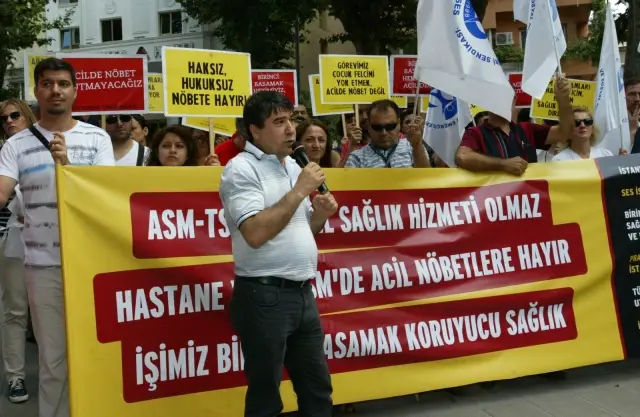 Aile Sağlık Merkezi Çalışanlarıdan 'Acil' Eylemi