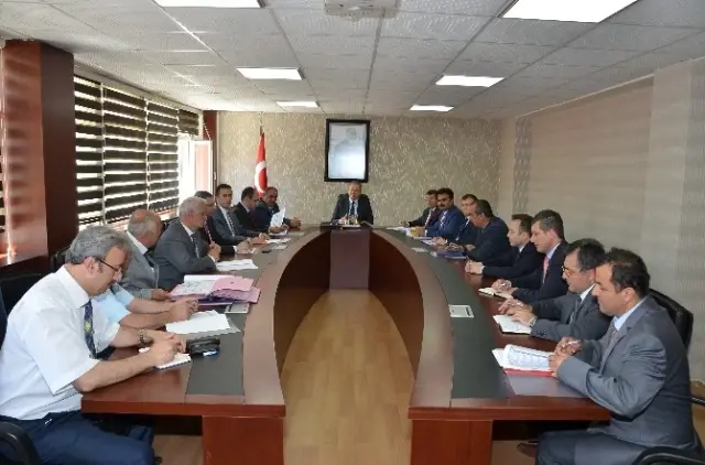 Gümüşhane'de Köydes Tahsisat Komisyonu Toplantısı Yapıldı Gümüşhane'de Köydes Tahsisat Komisyonu Toplantısı Yapıldı