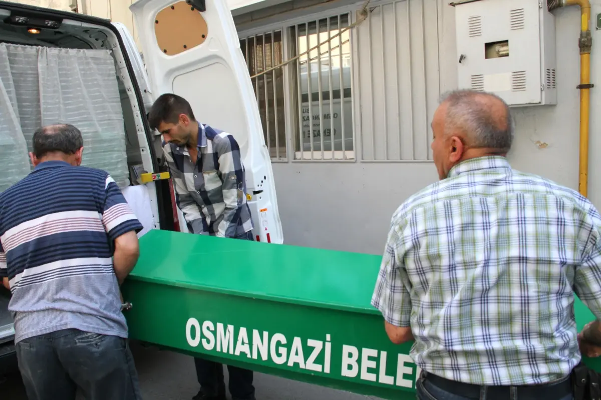 Bursa Da Bir Kiz Tarafindan Bicaklanan Gencin Babasi Konustu Haberler