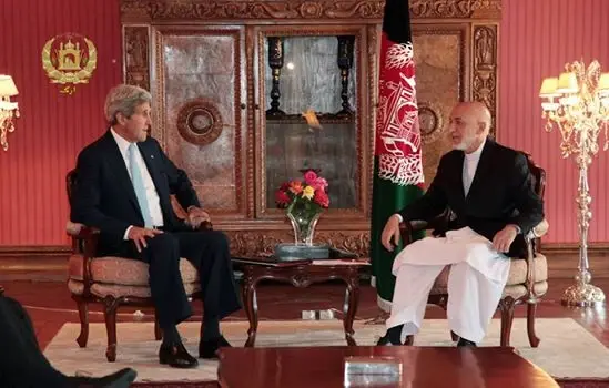 Afgan Lider Karzai, ABD Dışişleri Bakanı Kerry ile Görüştü Afgan Lider Karzai, ABD Dışişleri Bakanı Kerry ile Görüştü