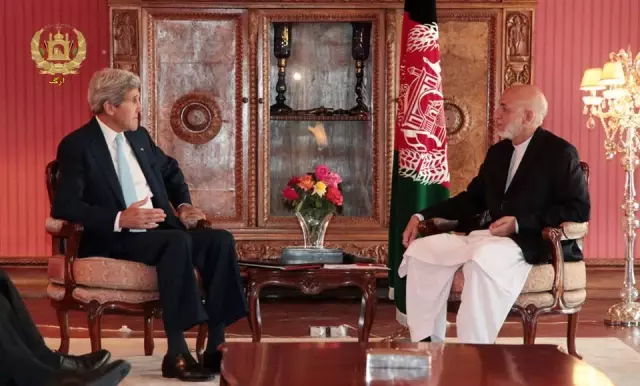Afgan Lider Karzai, ABD Dışişleri Bakanı Kerry ile Görüştü Afgan Lider Karzai, ABD Dışişleri Bakanı Kerry ile Görüştü
