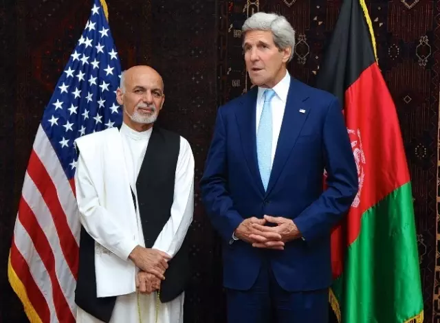 Kerry: 'Afganistan'daki Seçim Krizinin Çözüleceğini Umuyorum' Kerry: 'Afganistan'daki Seçim Krizinin Çözüleceğini Umuyorum'