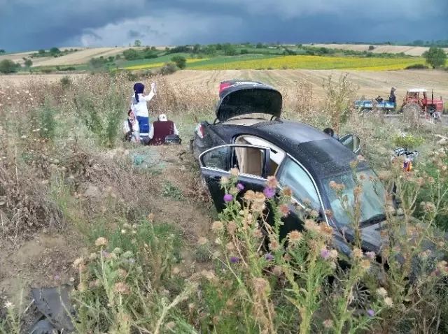 Tekirdağ'da Trafik Kazası: 11 Yaralı Tekirdağ'da Trafik Kazası: 11 Yaralı