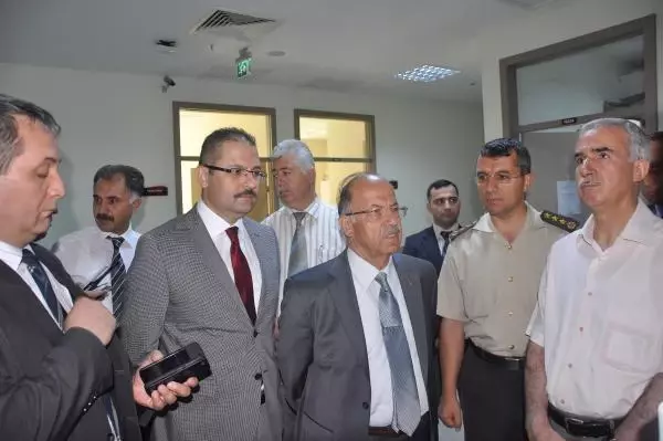 Ak Partili Güvenç Kazada Yaralandı Ak Partili Güvenç Kazada Yaralandı
