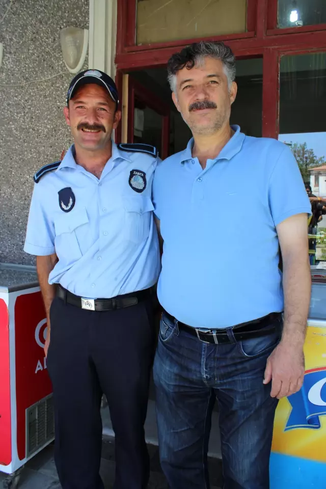 Gökçeadalı Rum Vatandaş Belediyede Zabıta Oldu