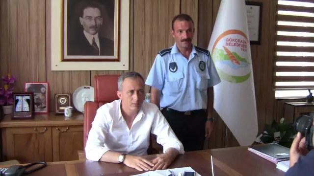 Gökçeadalı Rum Vatandaş Belediyede Zabıta Oldu