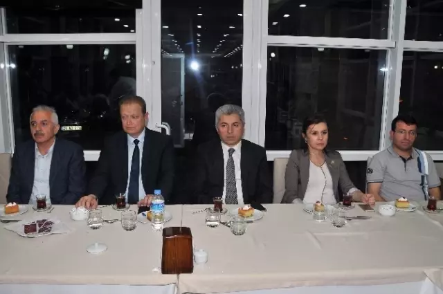 Gümüşhane İl Milli Eğitim Şube Müdürüne Veda Töreni Düzenlendi Gümüşhane İl Milli Eğitim Şube Müdürüne Veda Töreni Düzenlendi