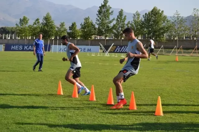 Kayserispor'da Yeni Sezon Hazırlıkları Sürüyor