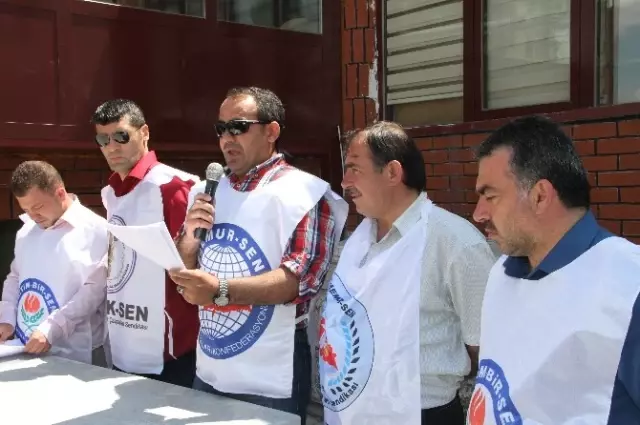 Ardahan Memur-Sen'den İsrail'e Kınama Ardahan Memur-Sen'den İsrail'e Kınama
