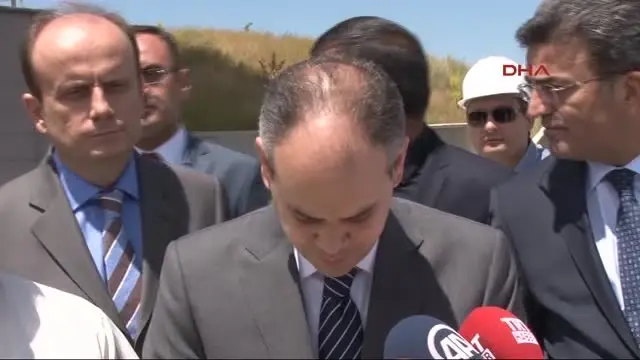 Bakan Kılıç, Yıkılan Atlama Kulelerinde İnceleme Yaptı Bakan Kılıç, Yıkılan Atlama Kulelerinde İnceleme Yaptı