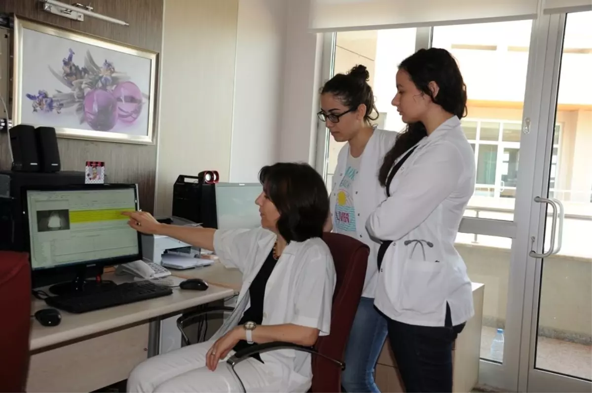 Uyku Problemli Hastalar Ev Ortaminda Misil Misil Uyuyor Sehir Hastanesi Uyku Laboratuvari Ndaki Hastalara Anne Ilgisi Gosteriyor Eskisehir Sehir Hastanesi Gogus Hastaliklari Uzmani Dr Bengu Dogan Uykuda Soluk Durmasi Ve Horlama Sikayeti Olan